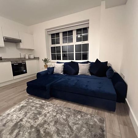 1 Bed High Quality Modern Flat Appartement Edgware Buitenkant foto